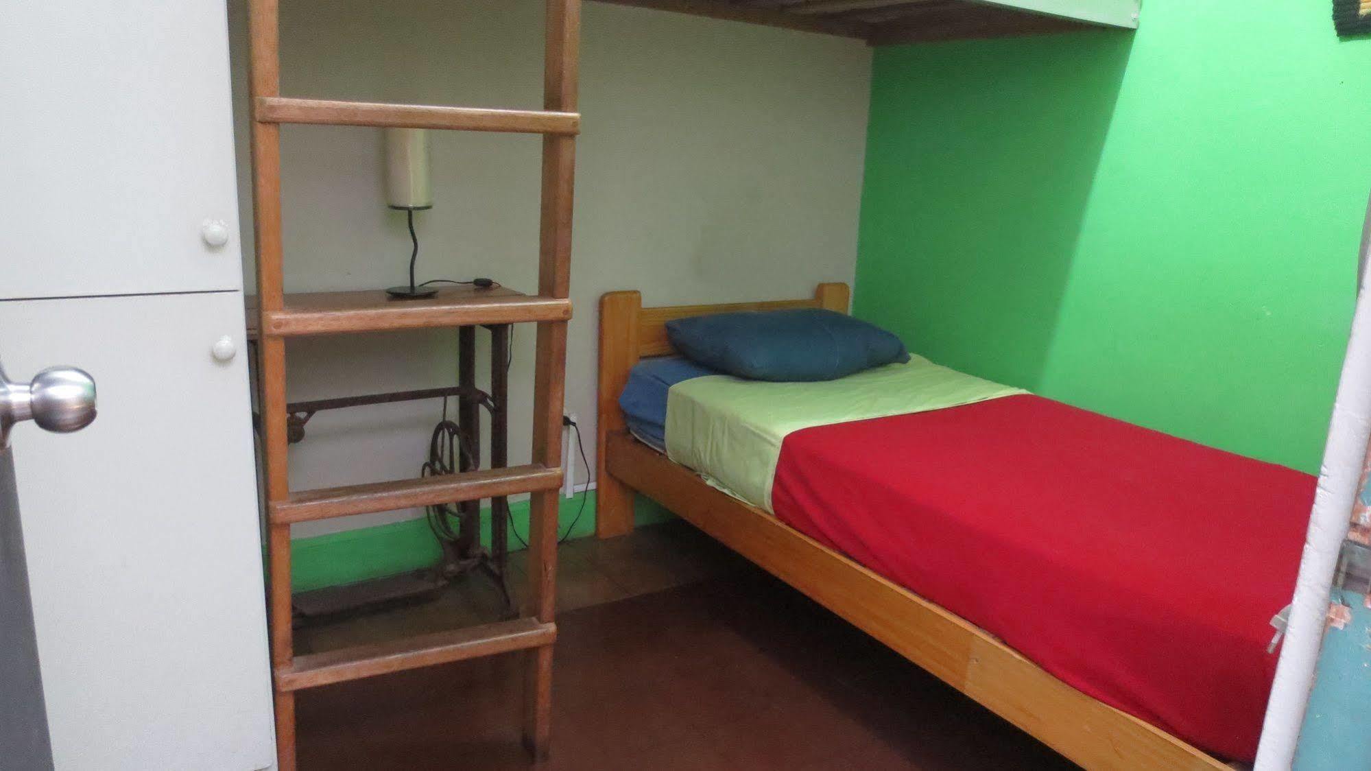 Red Llama Eco Hostel Lima Kültér fotó